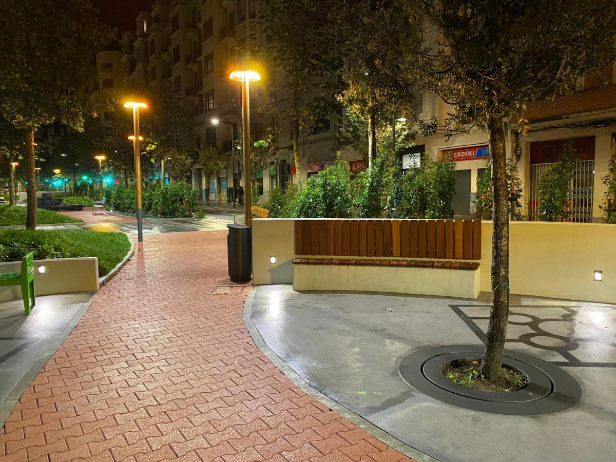 Apartamento La Alameda De Indautxu ビルバオ エクステリア 写真